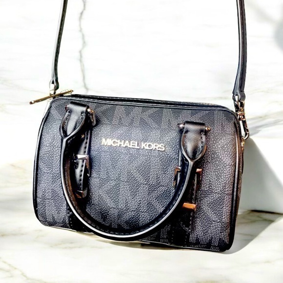 MICHAEL KORS BEDFORD LEGACY EXTRA SMALL DUFFLE CROSSBODY MINI SATCHEL - Picture 1 of 4